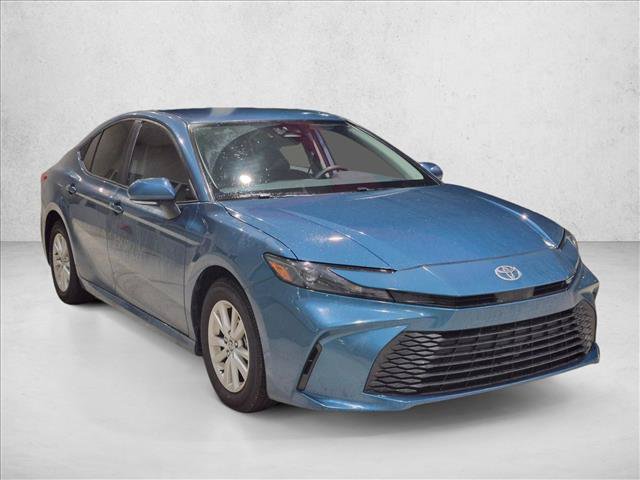 Used 2025 Toyota Camry LE FWD image 3