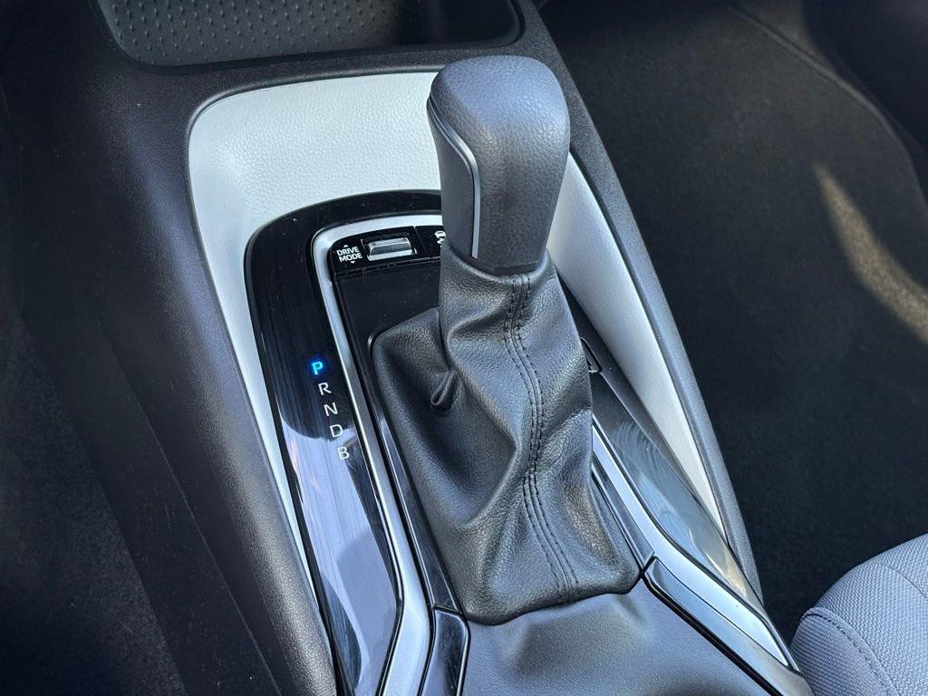 Certified 2025 Toyota Corolla SE image 20