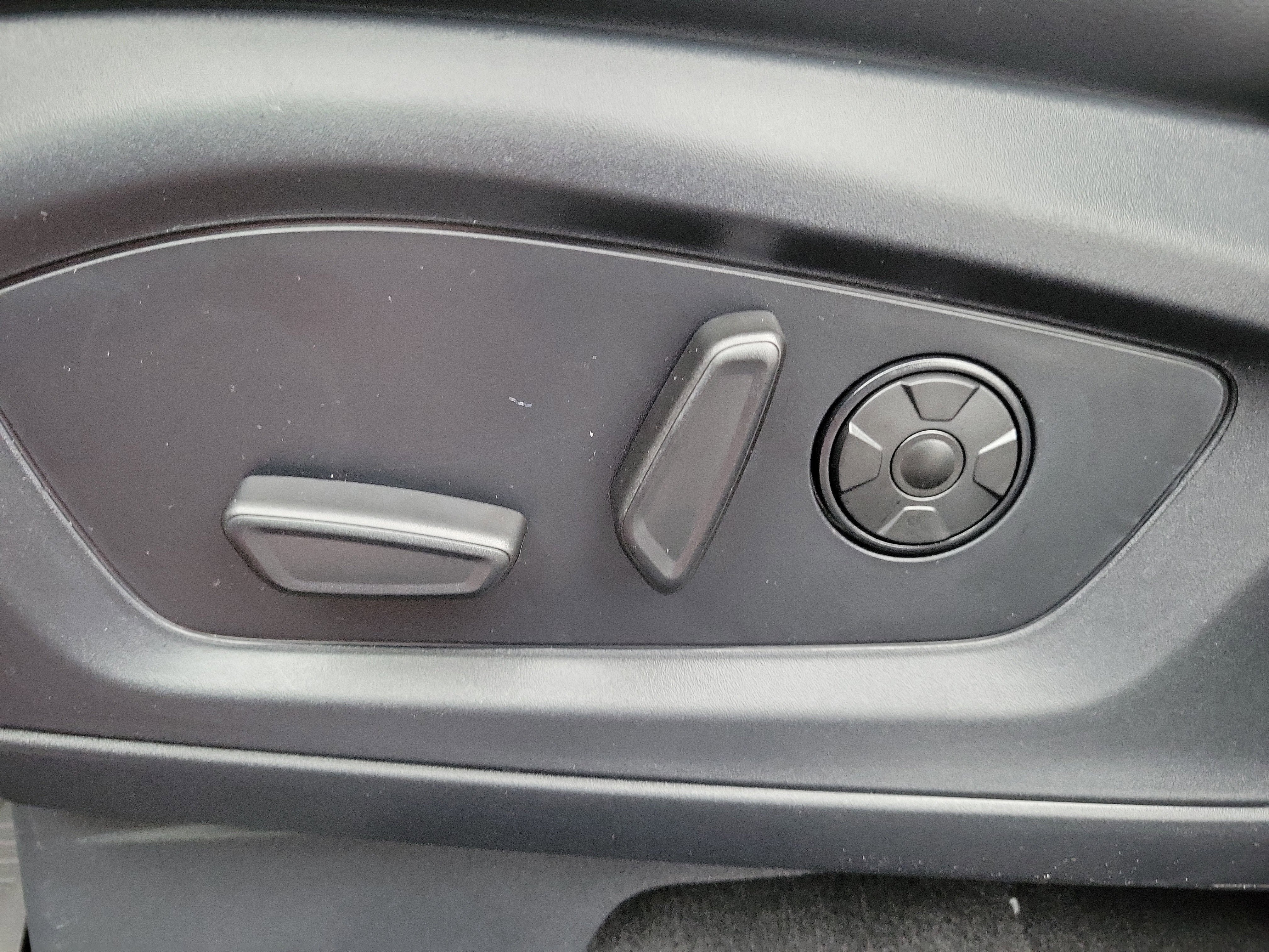 New 2026 Ford Explorer ST w/ Sun And Sound Package image 23