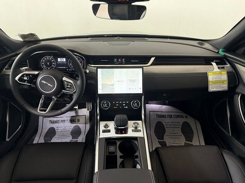 Certified 2024 Jaguar XF R-Dynamic SE AWD/4WD image 21