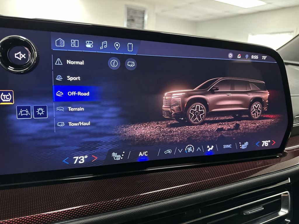 Used 2026 Chevrolet Traverse Z71 w/ Driver Confidence Package AWD/4WD image 44
