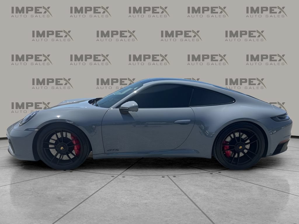 Used 2024 Porsche 911 Carrera GTS RWD image 2