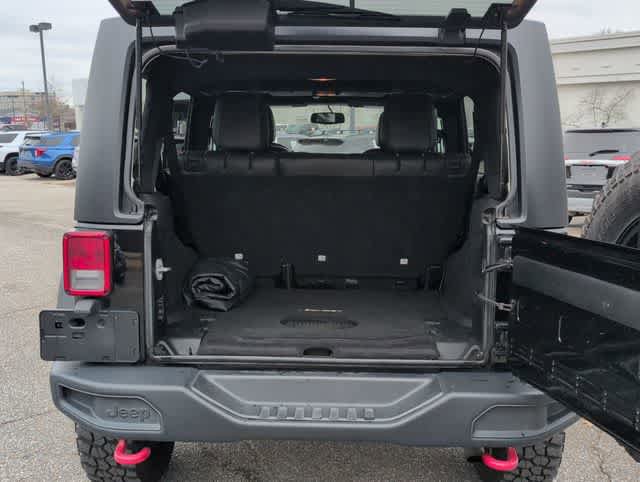 Used 2017 Jeep Wrangler Unlimited Rubicon AWD/4WD image 33