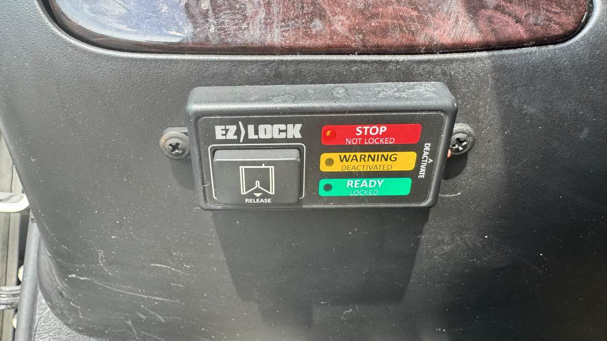 Used 2014 GMC Savana 1500 RWD image 16