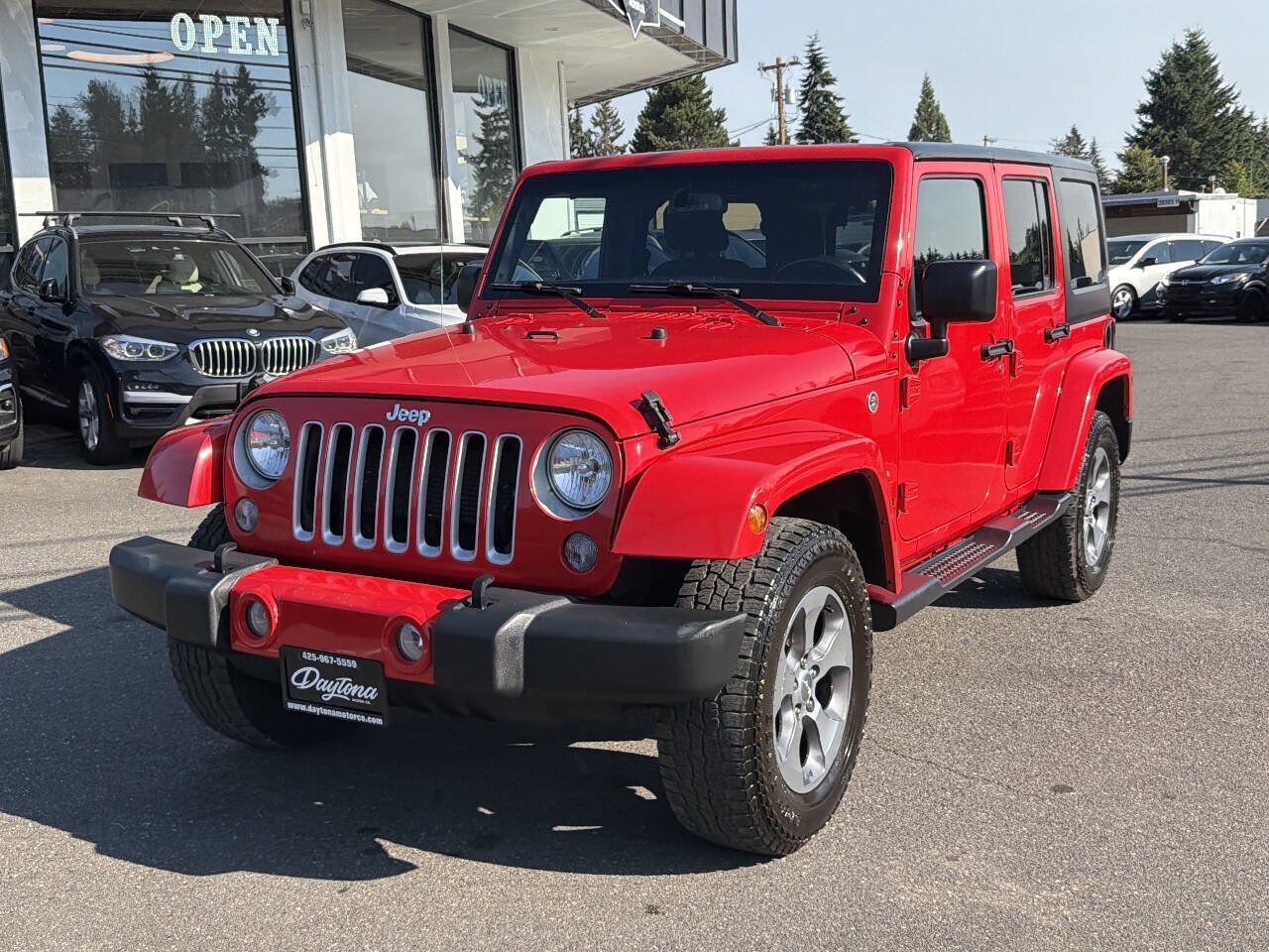 Used 2017 Jeep Wrangler Unlimited Sahara w/ Connectivity Group