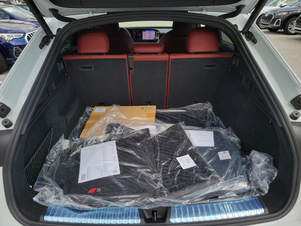 New 2025 Audi SQ5 Premium Plus image 29