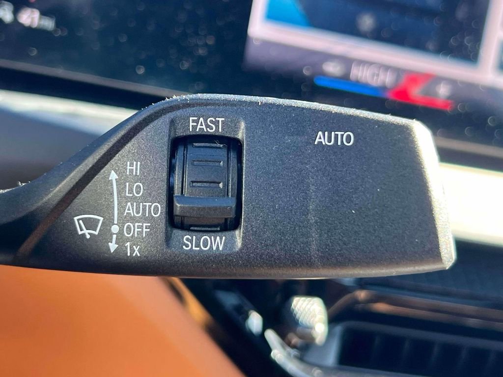 Used 2025 BMW i4 xDrive40i w/ Parking Assistance Package image 25