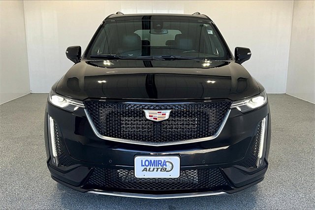 Used 2023 Cadillac XT6 Sport image 2
