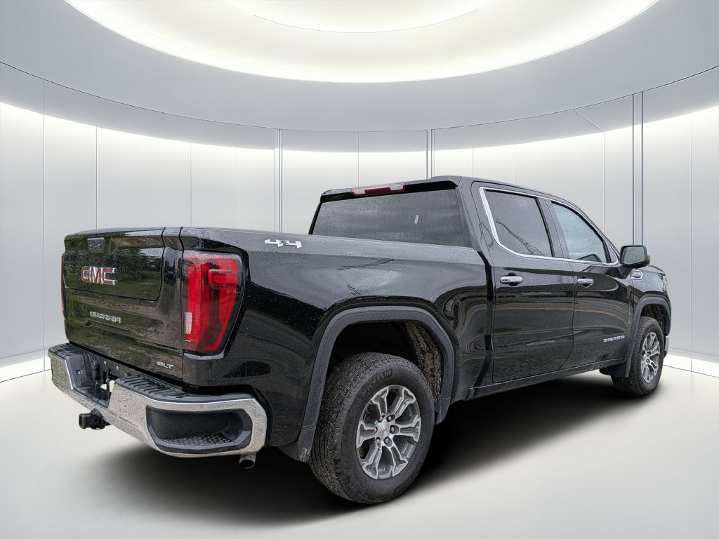 Used 2025 GMC Sierra 1500 SLT AWD/4WD image 4