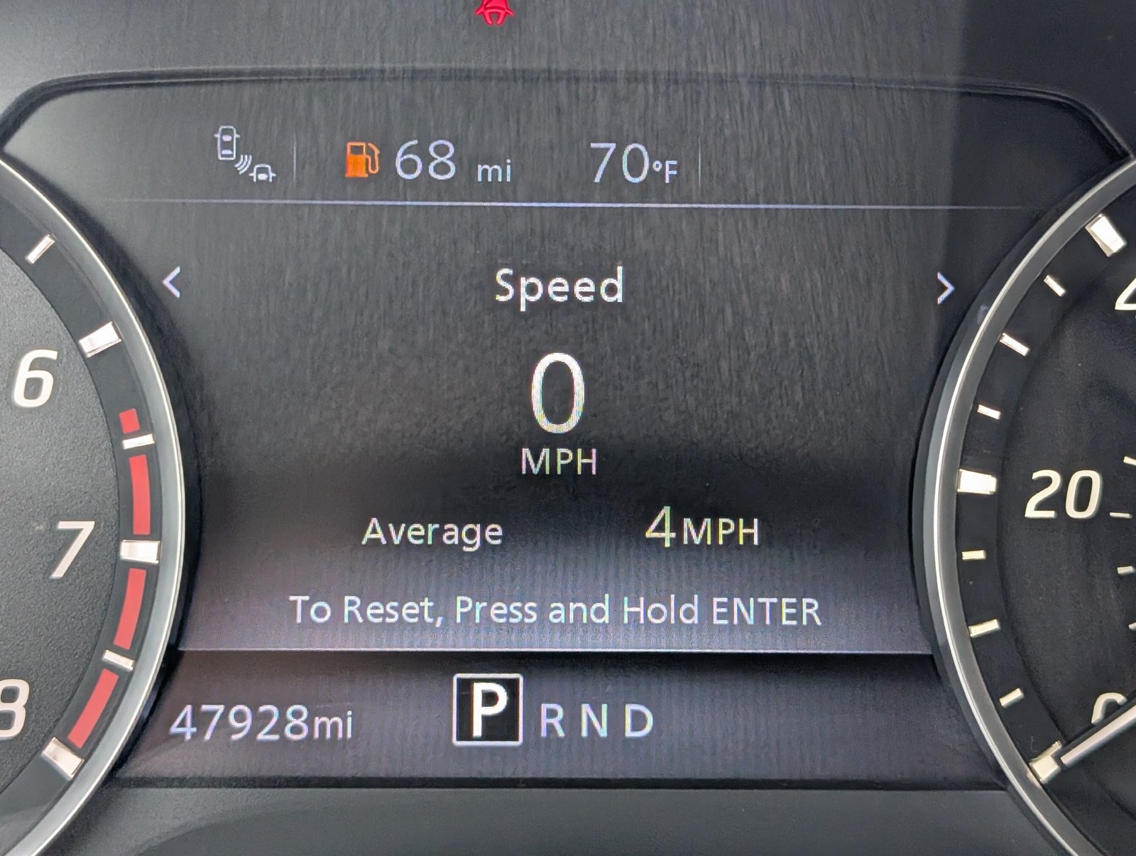 Used 2024 Nissan Titan SV w/ SV Convenience Package RWD image 8