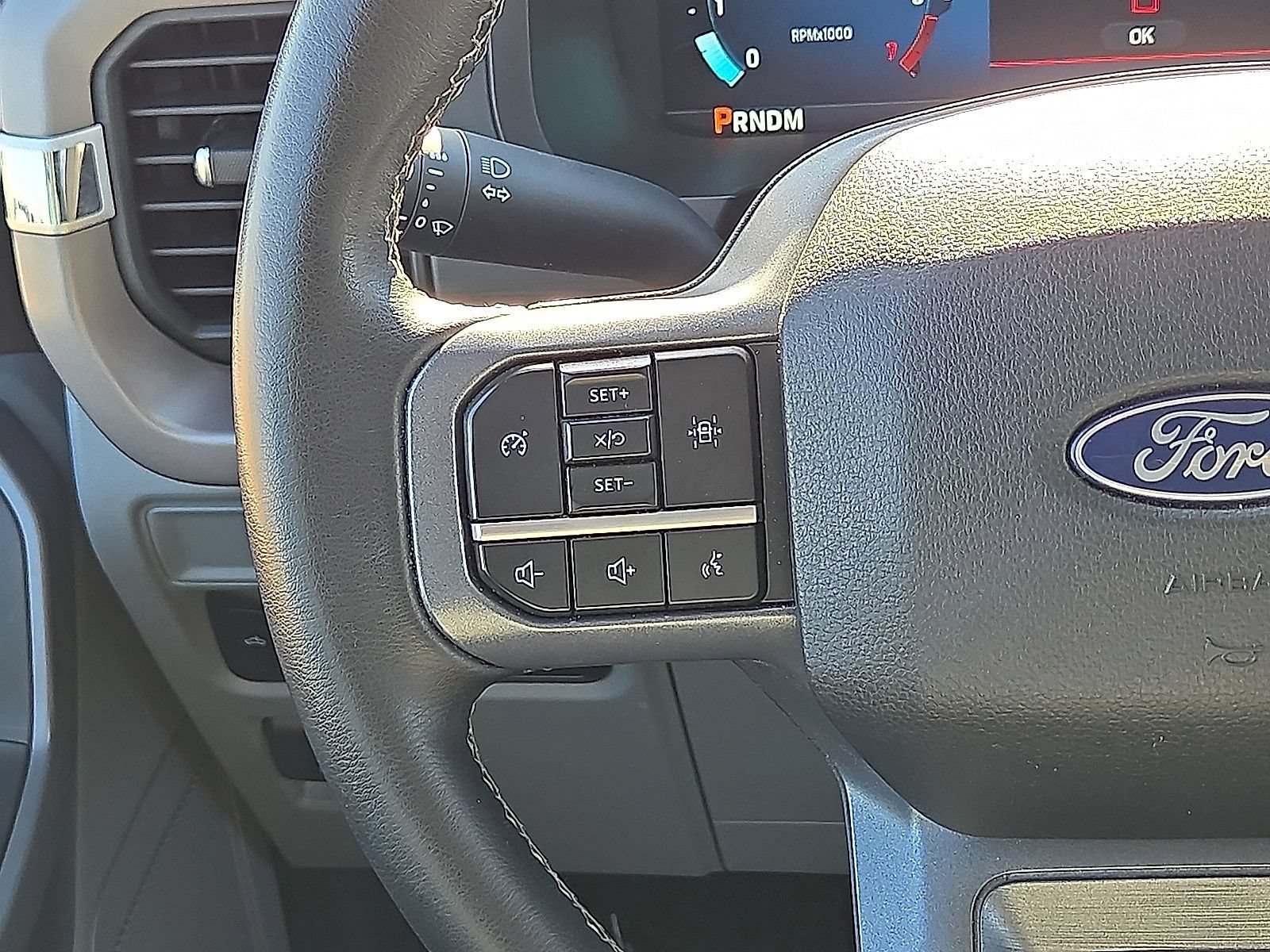 Used 2025 Ford F150 XLT w/ Equipment Group 301A Standard AWD/4WD image 18