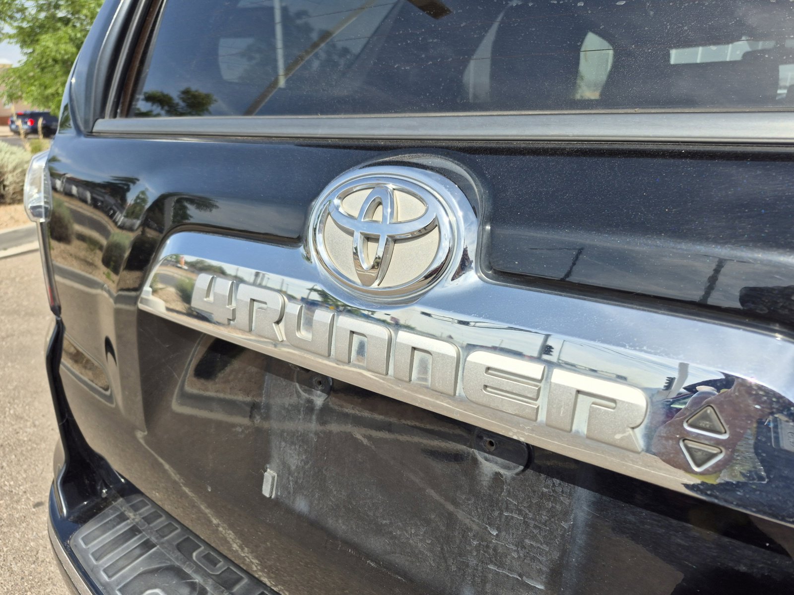 Used 2018 Toyota 4Runner Limited AWD/4WD image 21