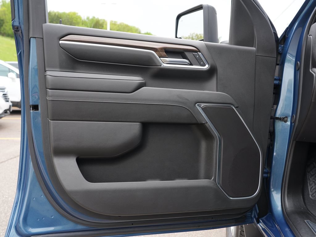 Used 2024 Chevrolet Silverado 3500 LT w/ All Star Edition AWD/4WD image 14