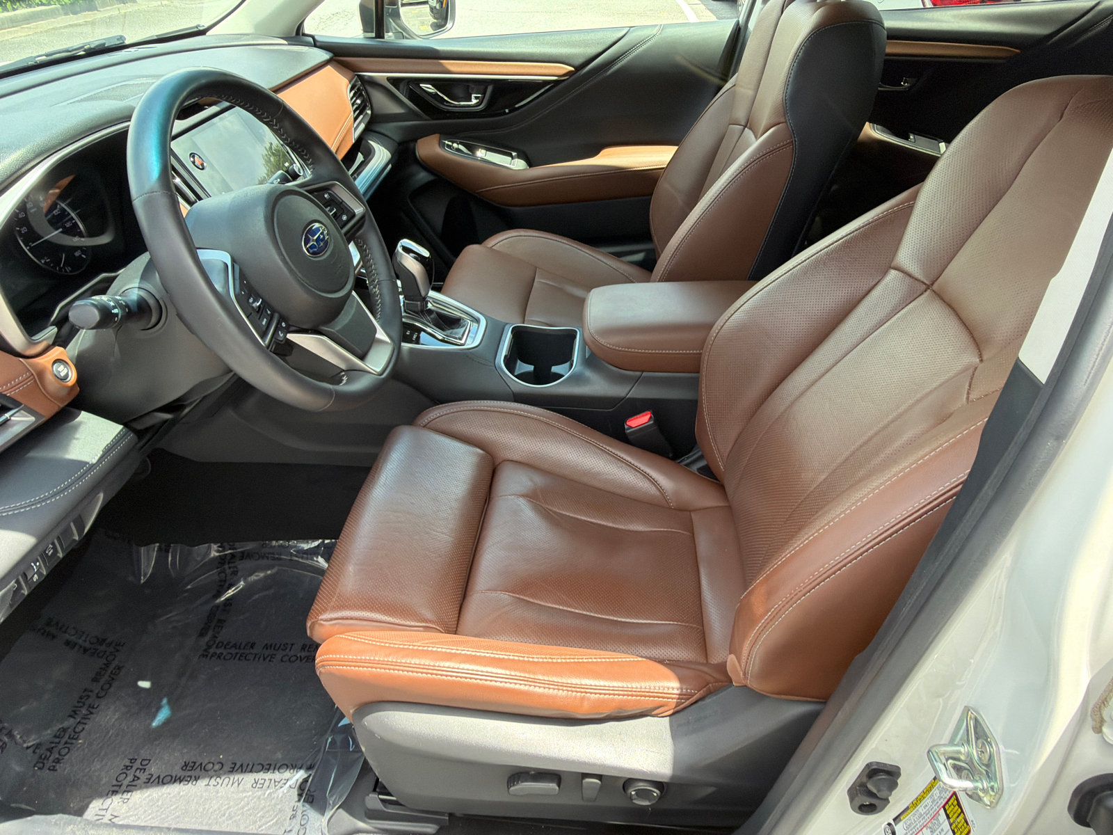 Used 2020 Subaru Outback Touring XT AWD/4WD image 3