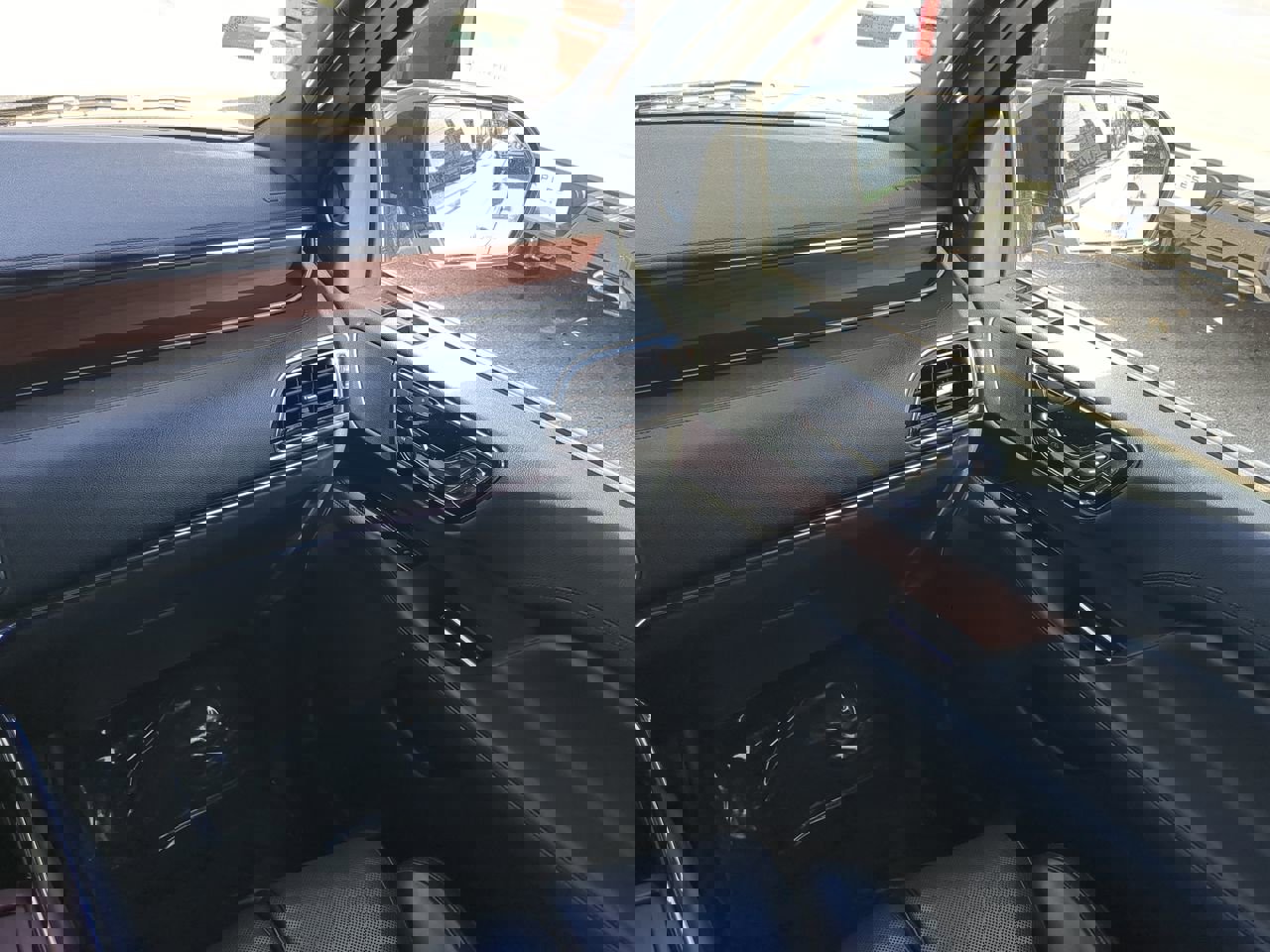 Used 2023 Lincoln Navigator Reserve image 17