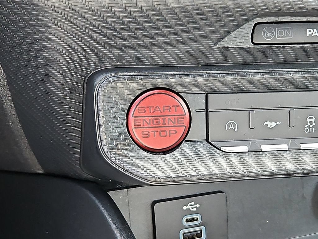 Used 2024 Ford Mustang Coupe RWD image 22