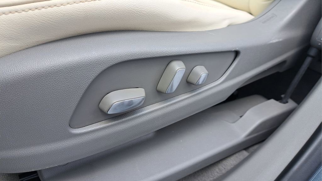 Used 2019 Cadillac XT5 Luxury image 19