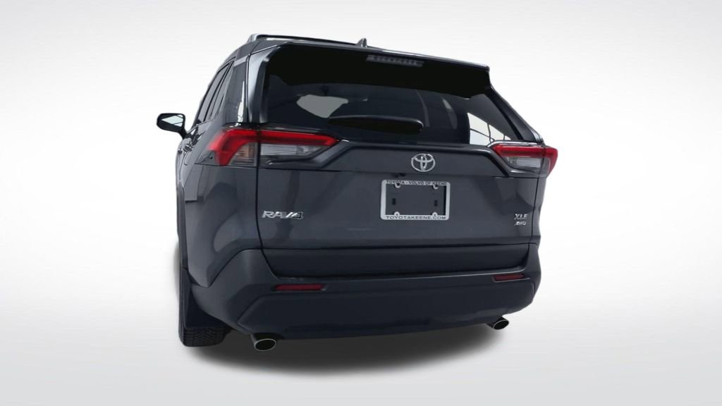 Certified 2022 Toyota RAV4 XLE Premium AWD/4WD image 24