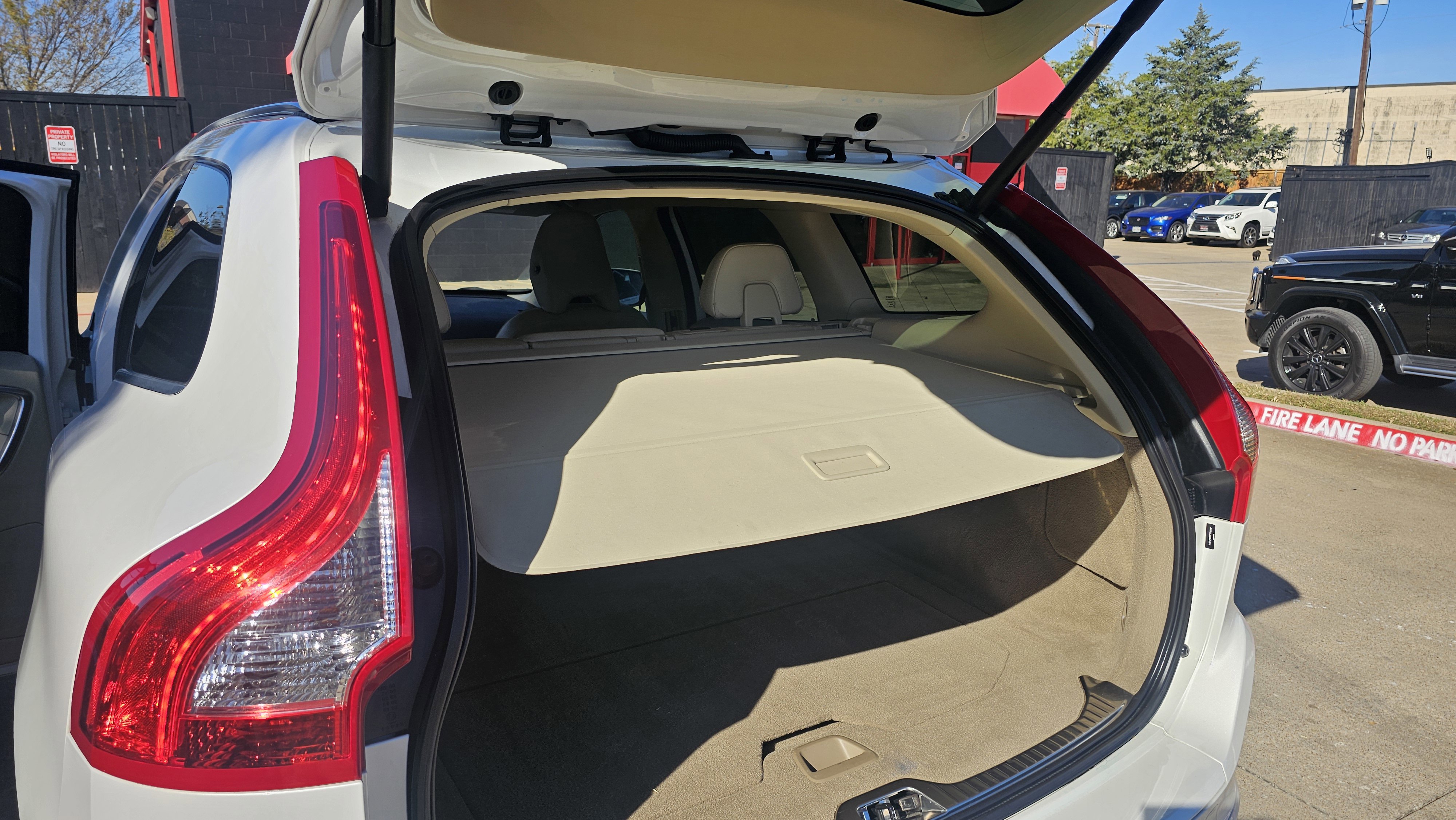 Used 2015 Volvo XC60 T5 Platinum image 20