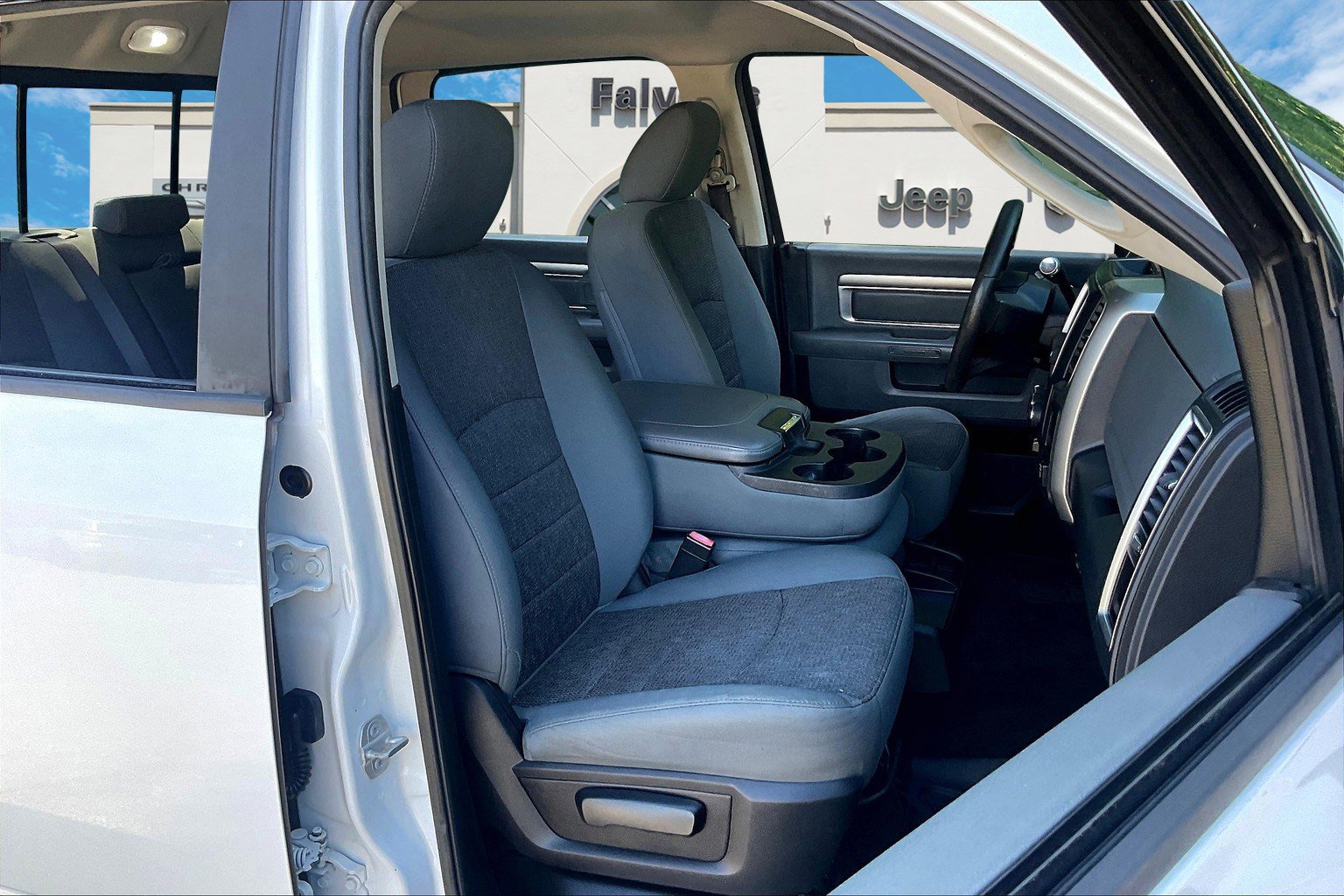 Used 2016 RAM 2500 Outdoorsman image 7