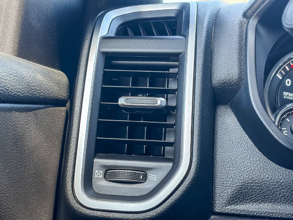 Used 2025 RAM 1500 Big Horn AWD/4WD image 54