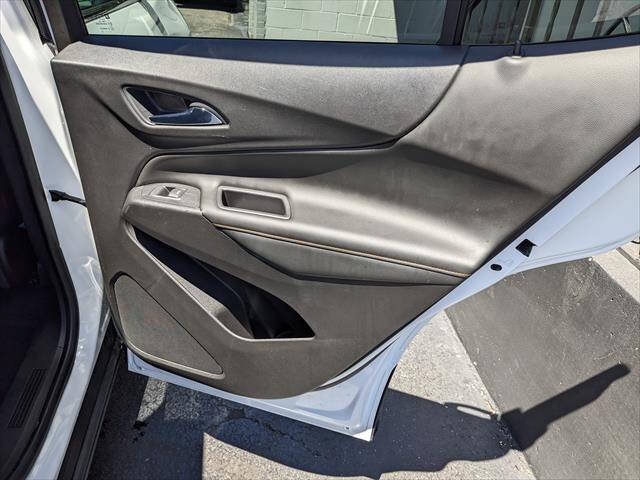 Used 2020 Chevrolet Equinox Premier AWD/4WD image 17