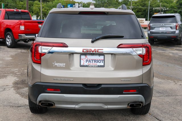 Used 2023 GMC Acadia SLE w/ Driver Convenience Package image 4