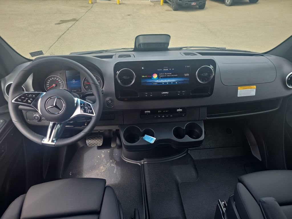 New 2026 Mercedes-Benz Sprinter 2500 image 12