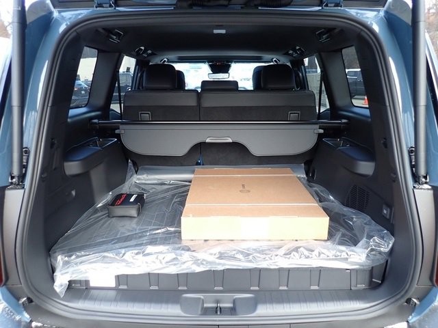 New 2026 Toyota Land Cruiser image 5