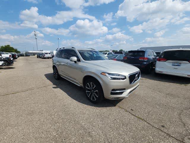 Used 2017 Volvo XC90 T6 Momentum w/ Vision Package AWD/4WD image 7