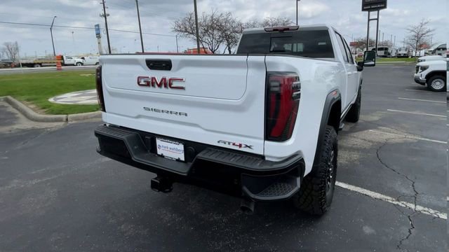 Used 2026 GMC Sierra 2500 AT4X AWD/4WD image 9