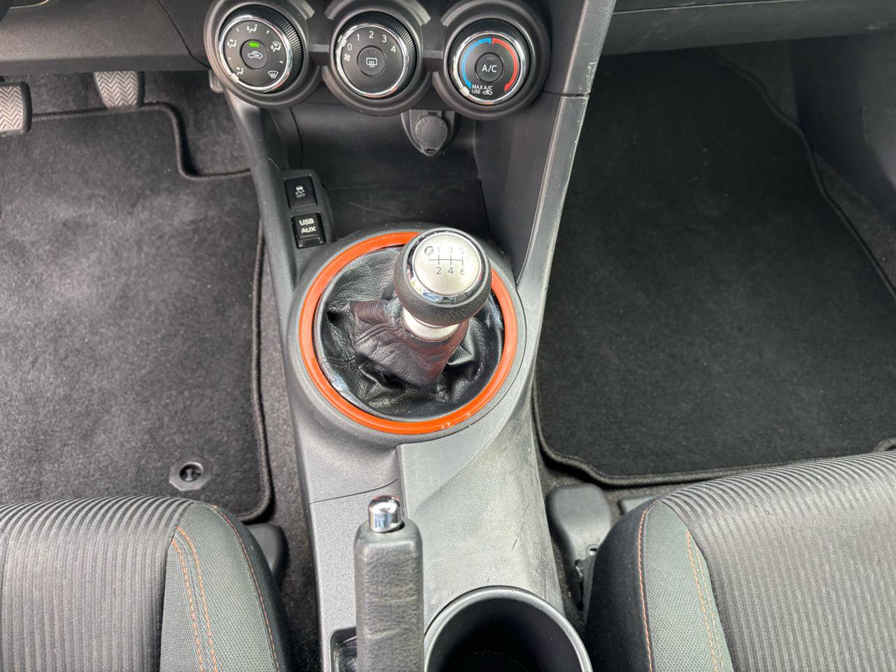 Used 2015 Scion tC FWD image 17