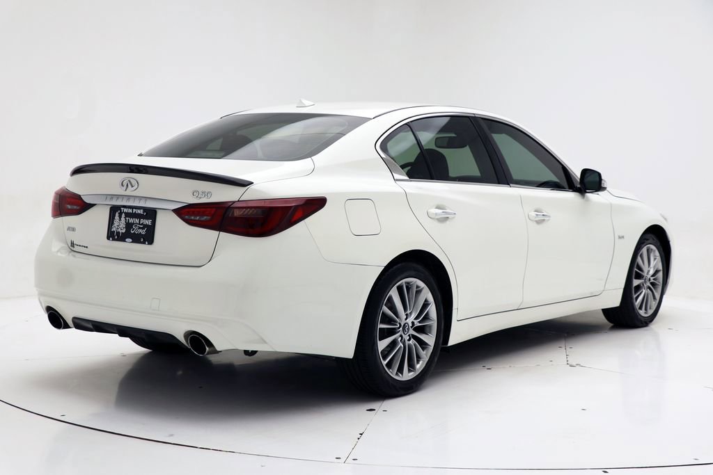Used 2018 INFINITI Q50 Luxe AWD/4WD image 8