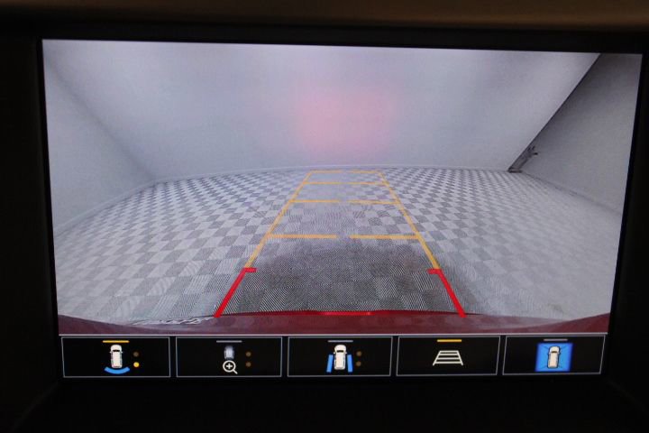 Used 2021 GMC Acadia Denali w/ Denali Technology Package AWD/4WD image 4