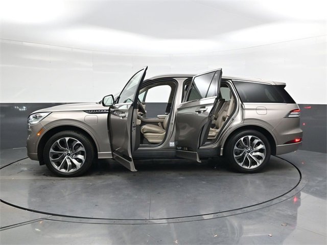 Used 2021 Lincoln Aviator Grand Touring w/ Equipment Group 301A image 32