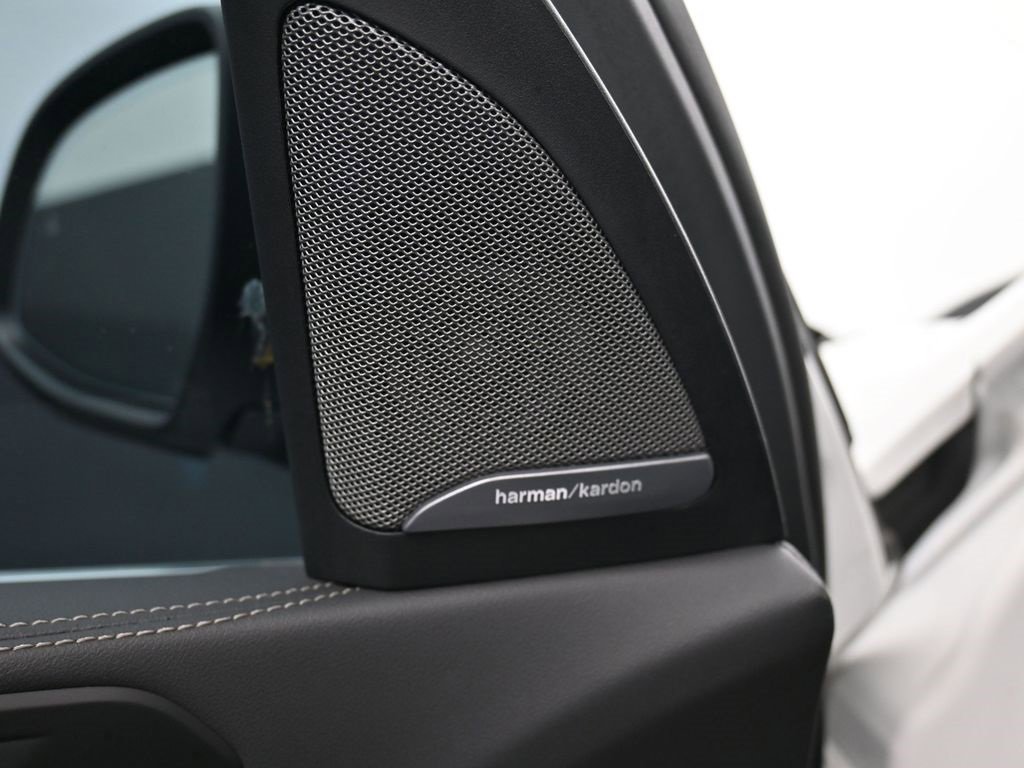 Used 2025 BMW X5 xDrive40i image 10