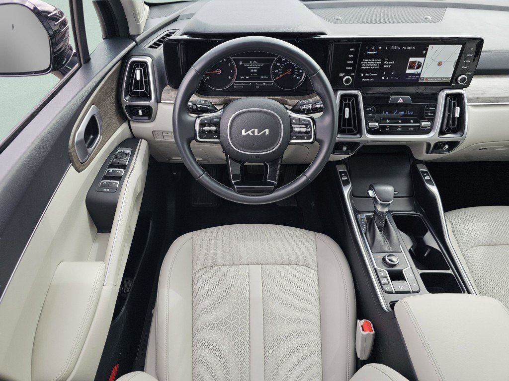 Used 2023 Kia Sorento X-Line EX AWD/4WD image 4