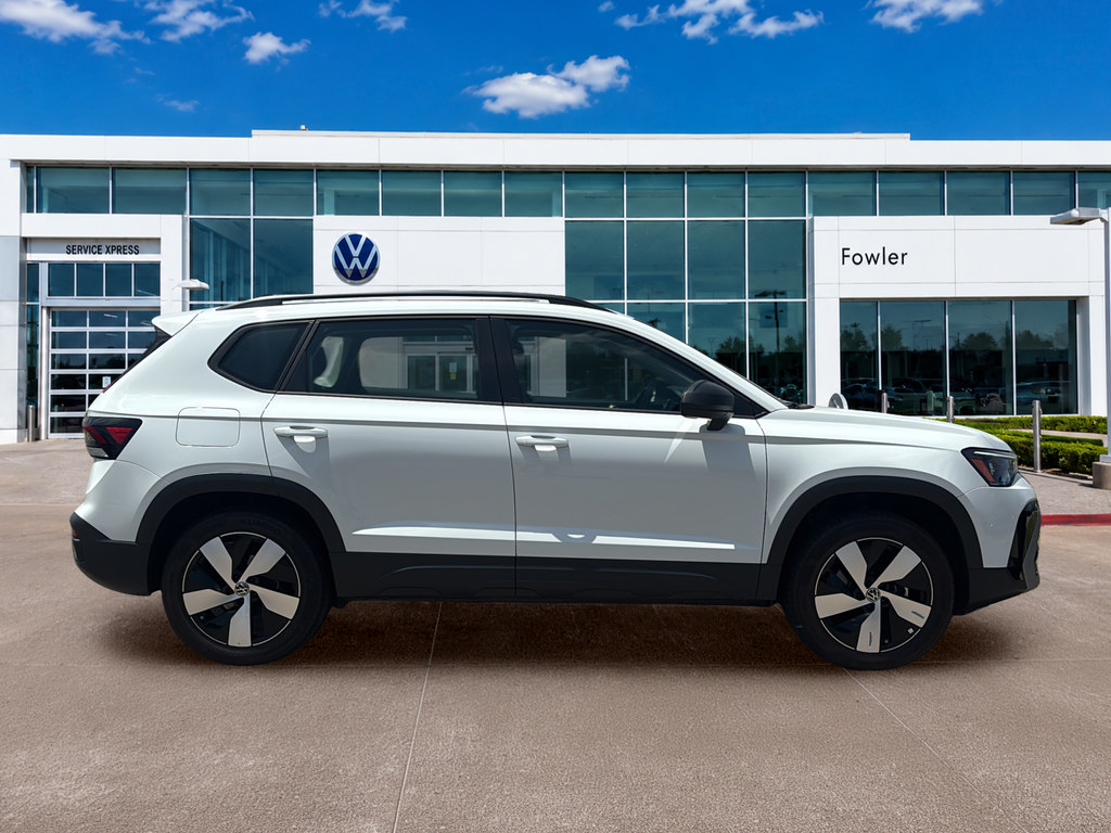 Used 2025 Volkswagen Taos S AWD/4WD image 4