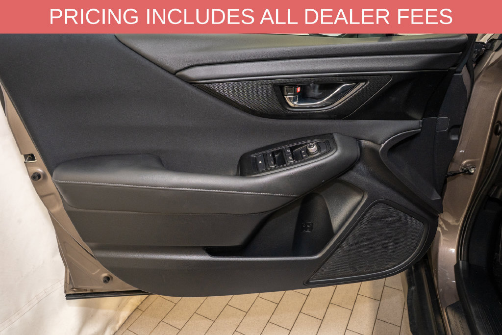 Used 2024 Subaru Outback Premium AWD/4WD image 11