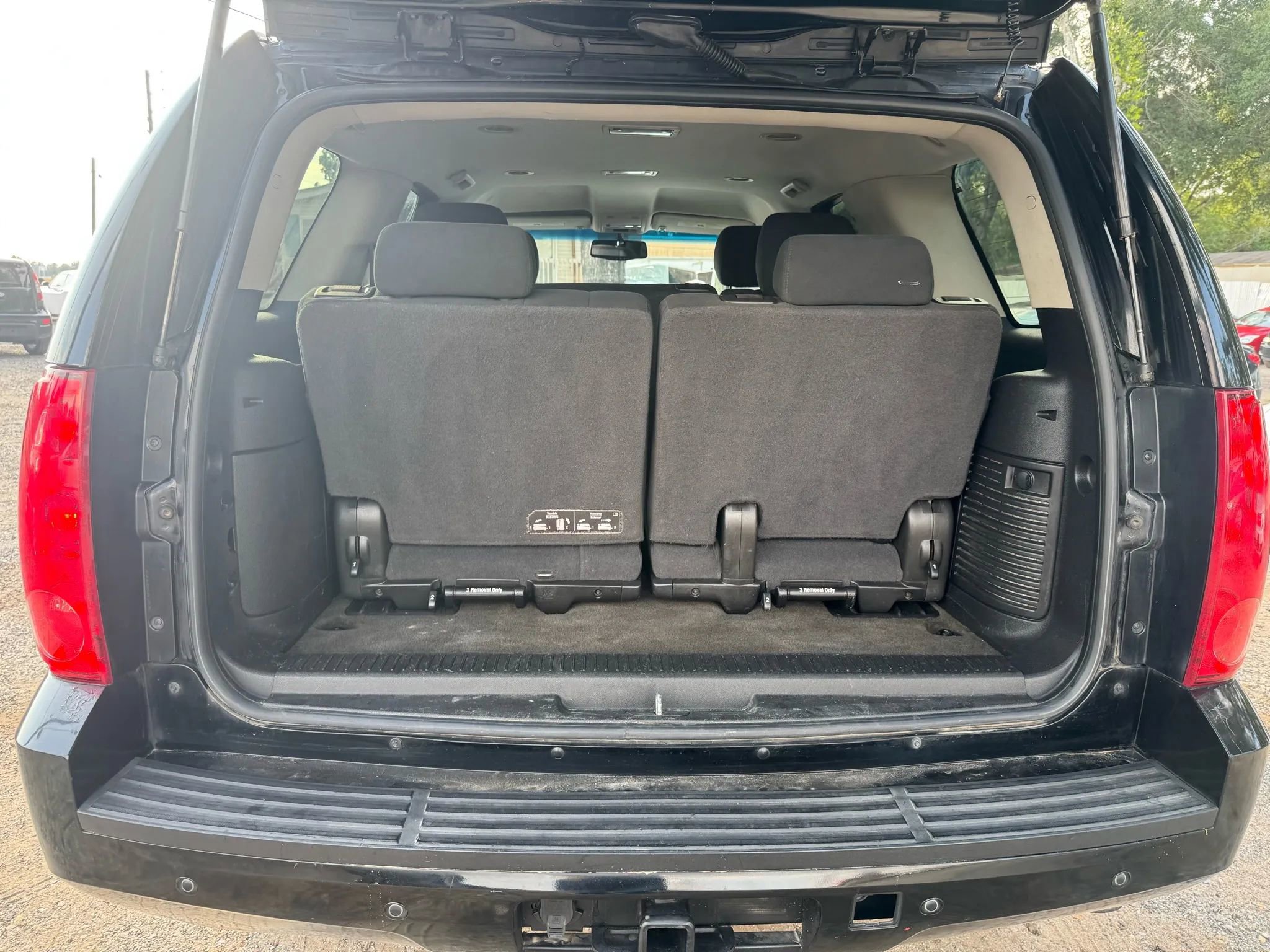 Used 2013 GMC Yukon SLE w/ Convenience Package image 6