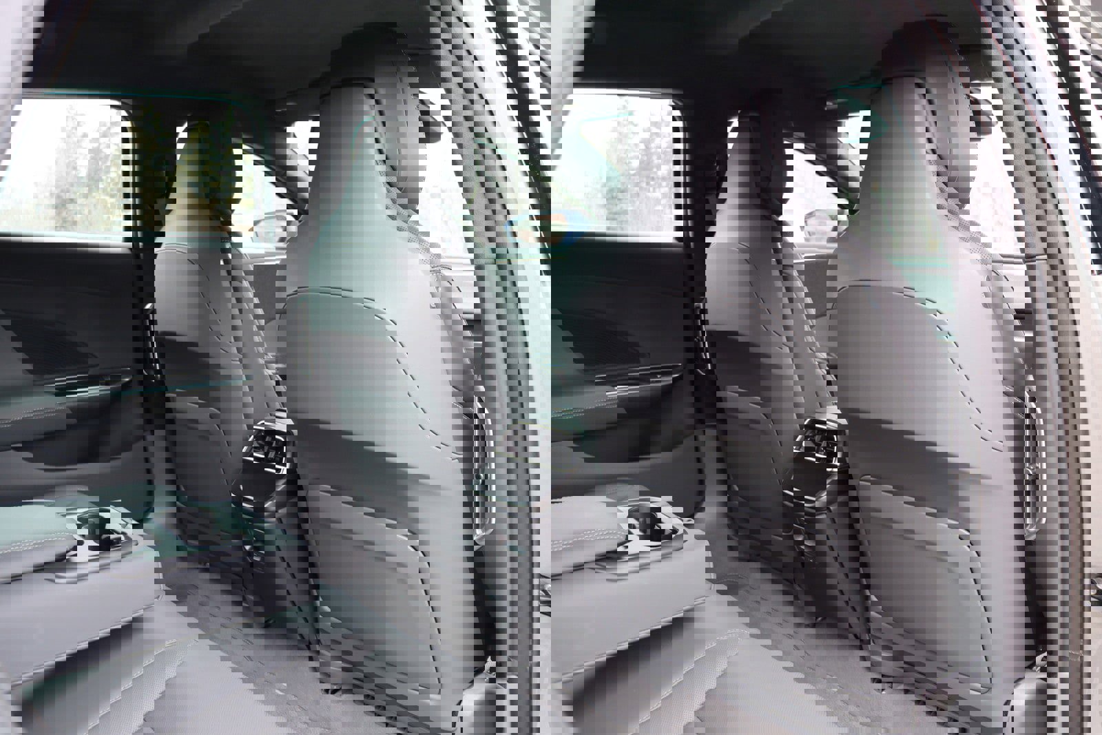 Used 2024 Lucid Air Touring image 18