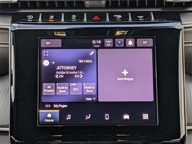 Used 2025 Jeep Grand Cherokee Laredo X image 15