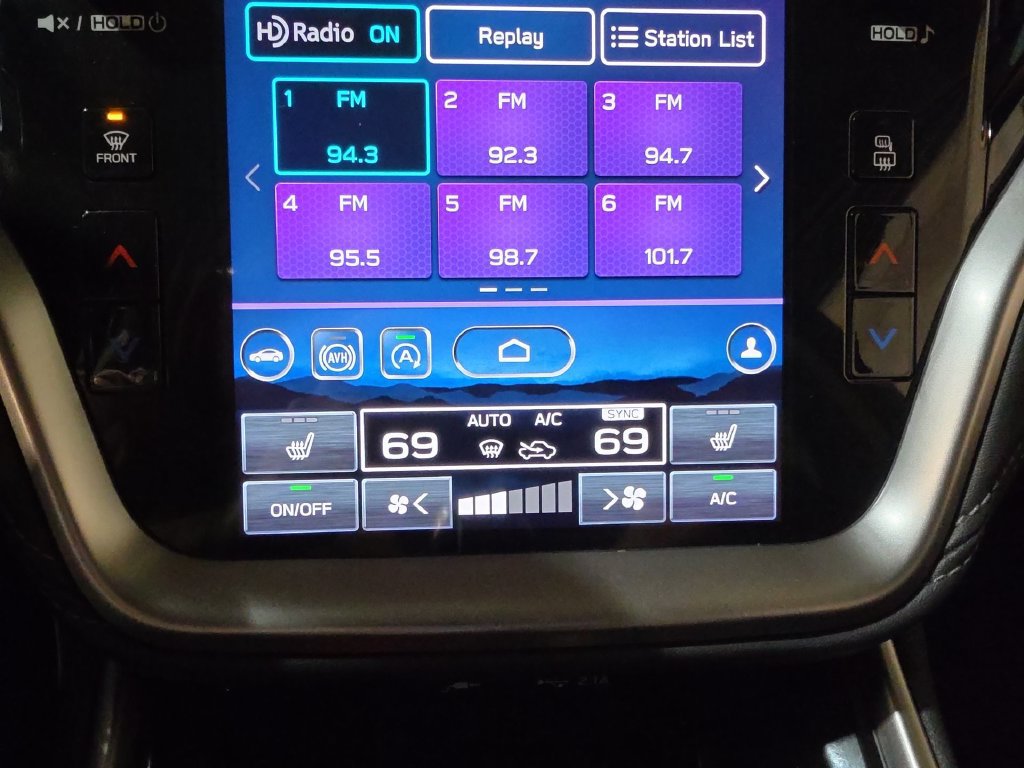 Used 2020 Subaru Outback Premium AWD/4WD image 16