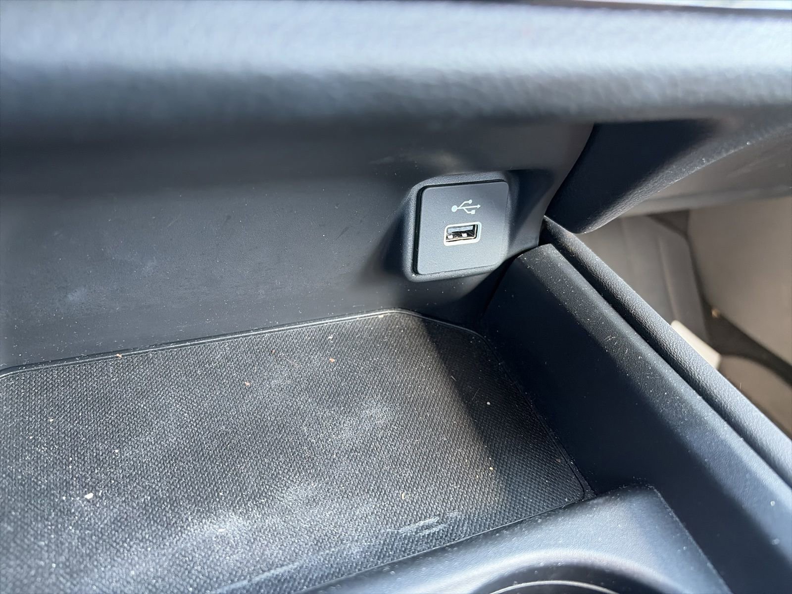 Used 2023 Honda HR-V LX image 15