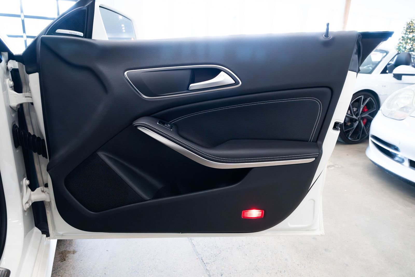 Used 2016 Mercedes-Benz CLA 250 4MATIC image 24