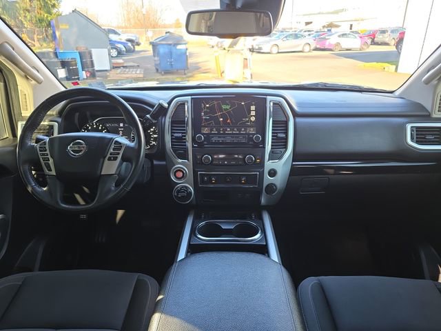 Used 2021 Nissan Titan SV w/ SV Convenience Package image 11