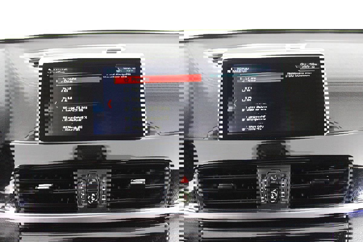 Used 2020 BMW X2 sDrive28i image 23