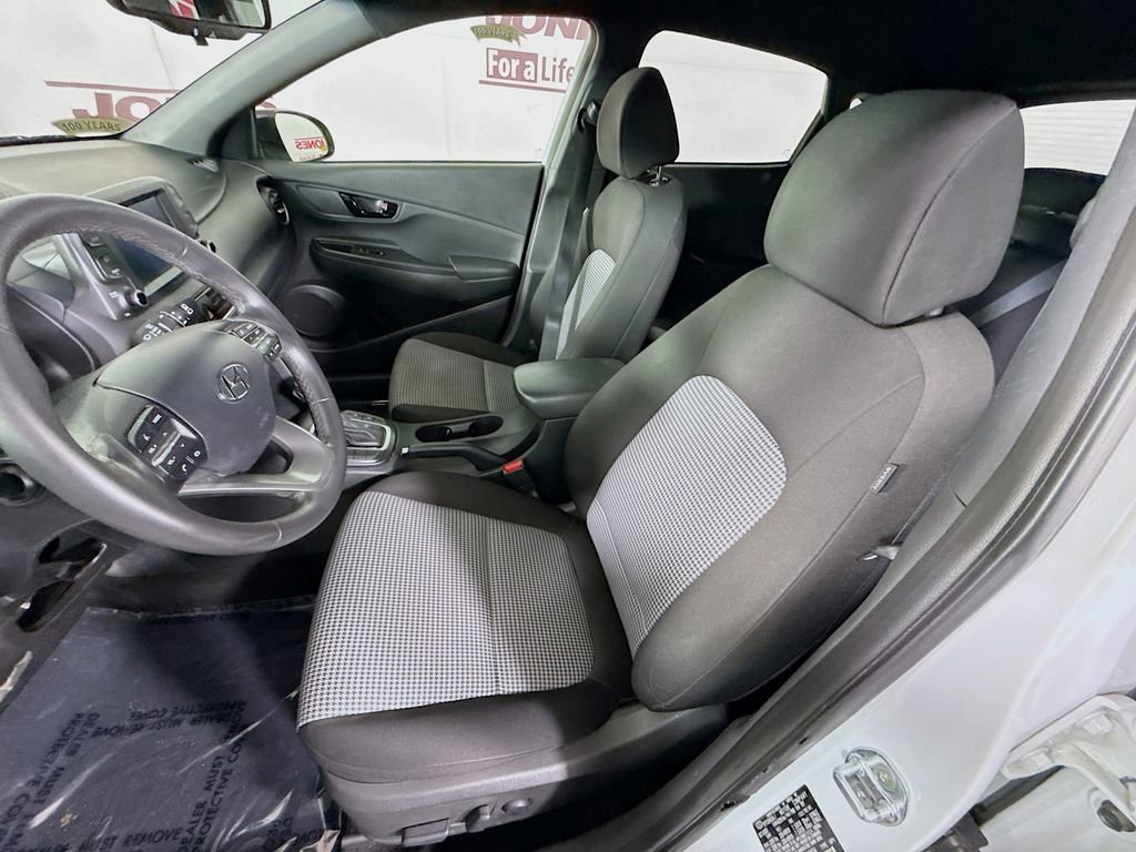 Certified 2021 Hyundai Kona Night w/ Cargo Package image 26