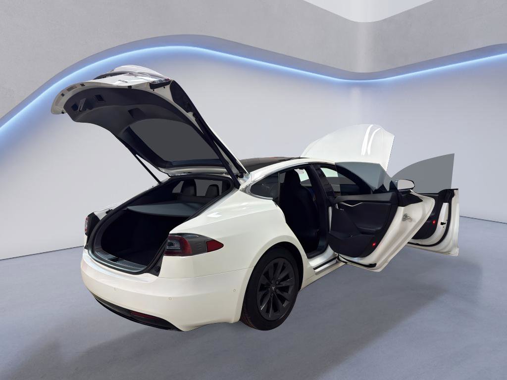 Used 2018 Tesla Model S P100D image 13
