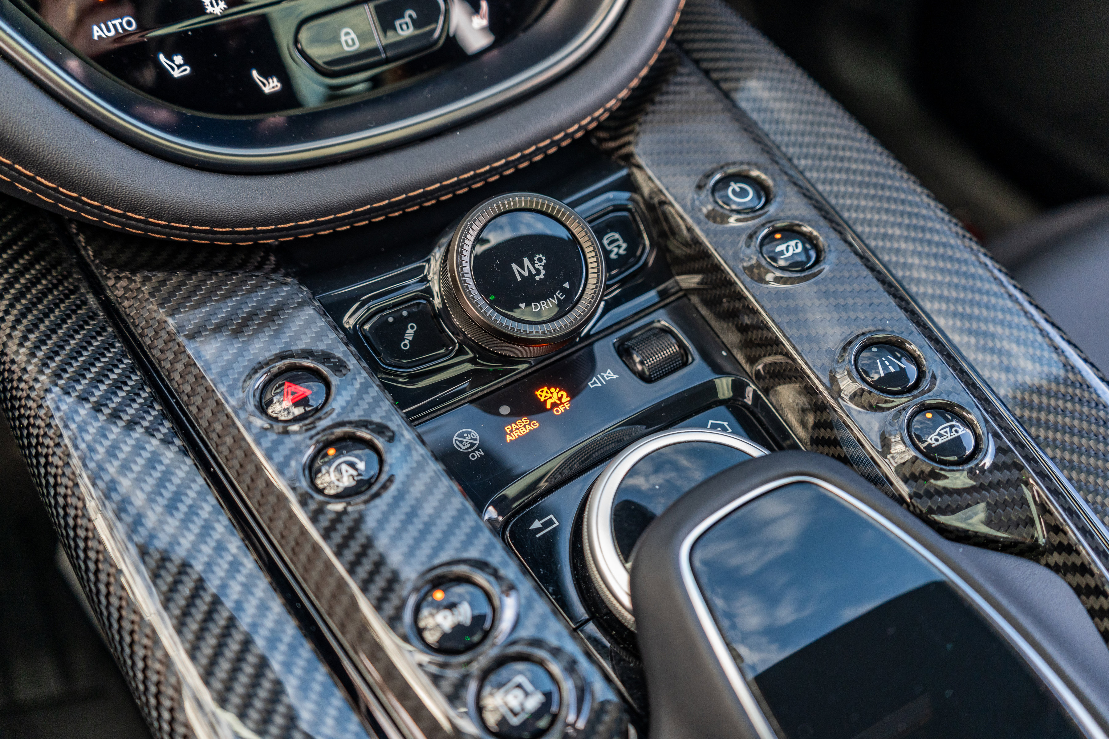 Used 2023 Aston Martin DBX 707 image 31